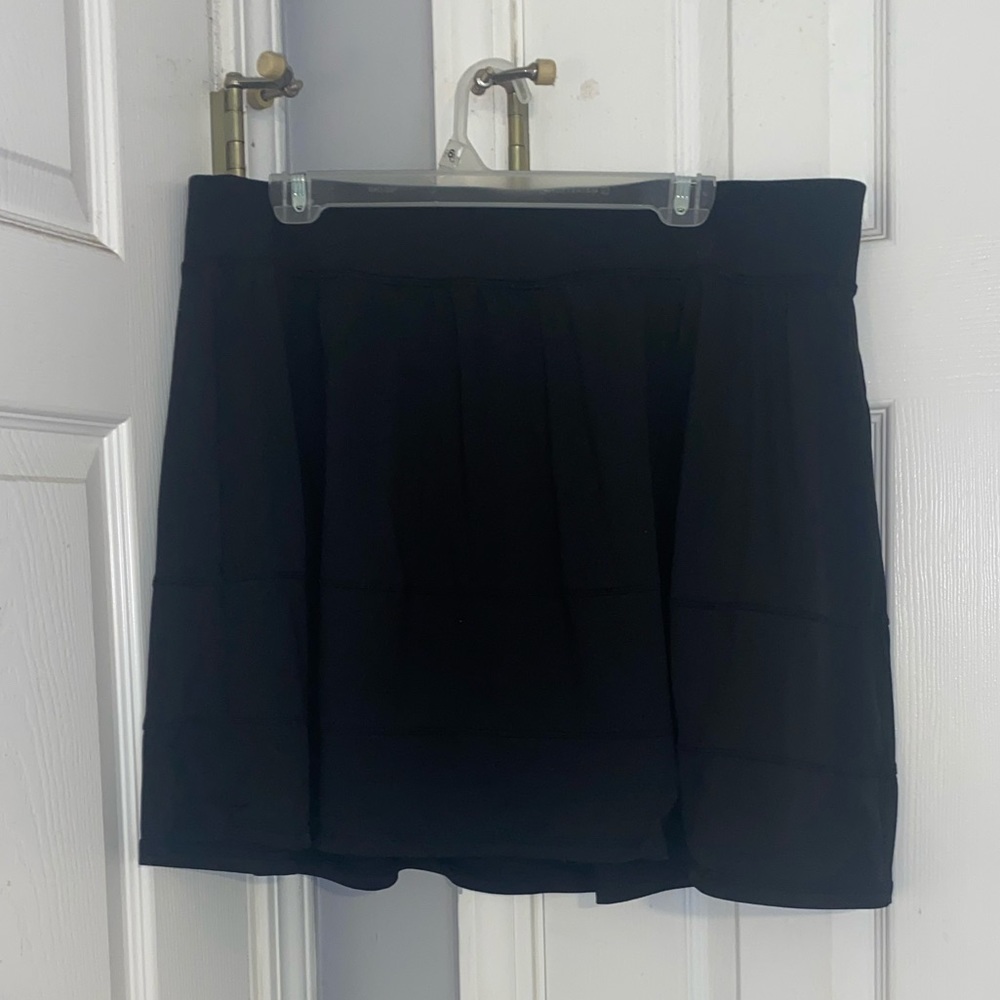 18/20 LIVI active tennis shorts with spanks